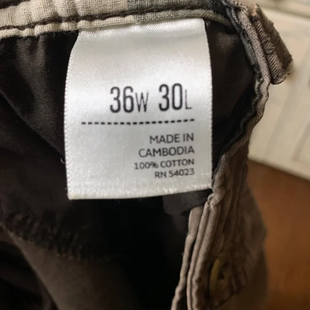 Old Navy Mena Gray Cargo Pants Multiple Pockets Relaxed Fit Sz 34.5 100% Cotton‎